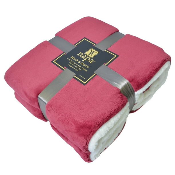 Super Soft Sherpa Throw Blanket Vintage Regular Zigzag Jagged Pattern Velvet Plush Fleece Bedding Blanket All Season,40x50 Inch Red White Super Soft Sherpa Throw Blanket Vintage Regular Zigzag Jagged Pattern Velvet Plush Fleece Bedding Blanket All Season,40x50 Inch Red White